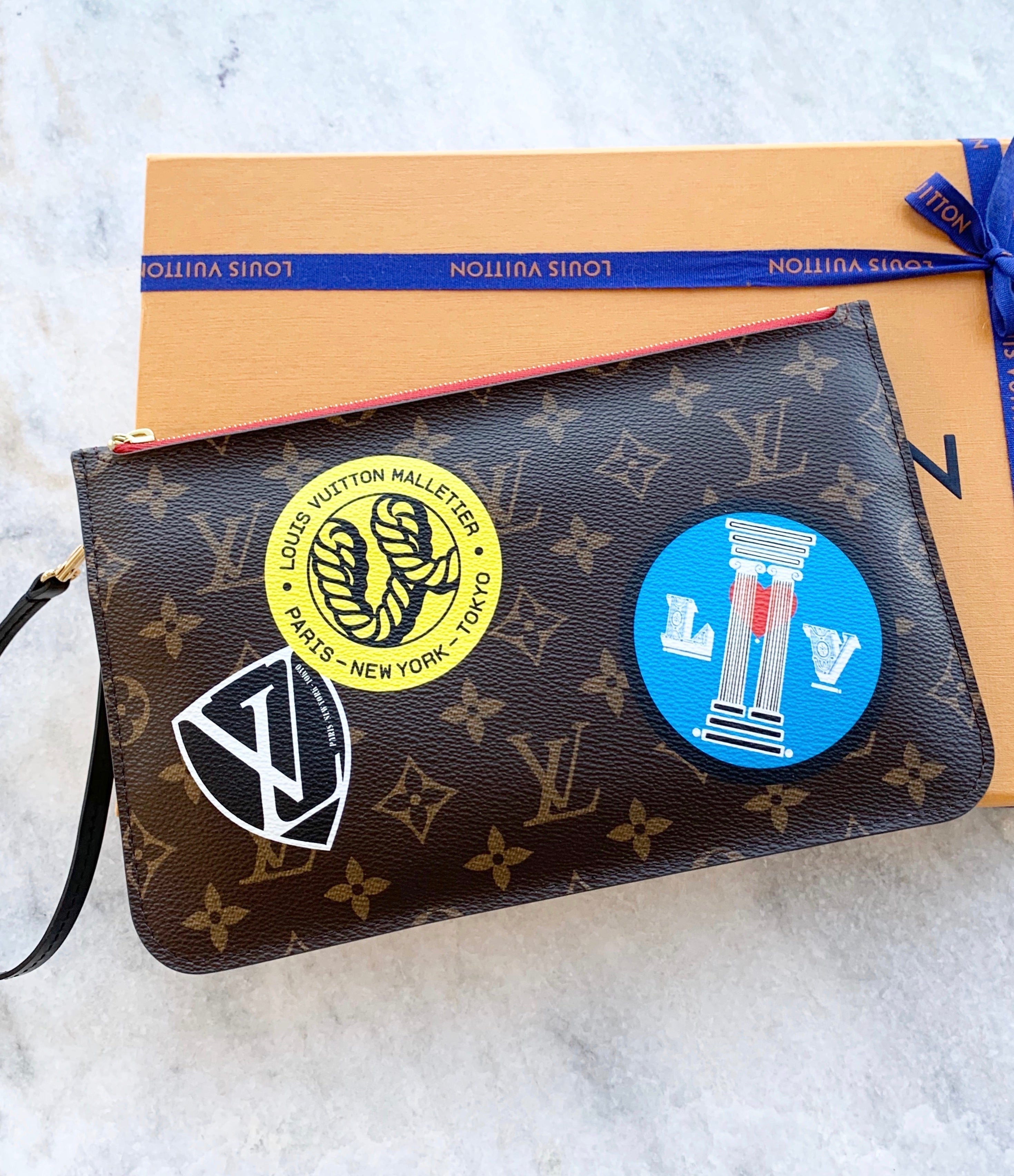 LO-LV bags 2963