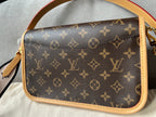 LO-LV bags 2120