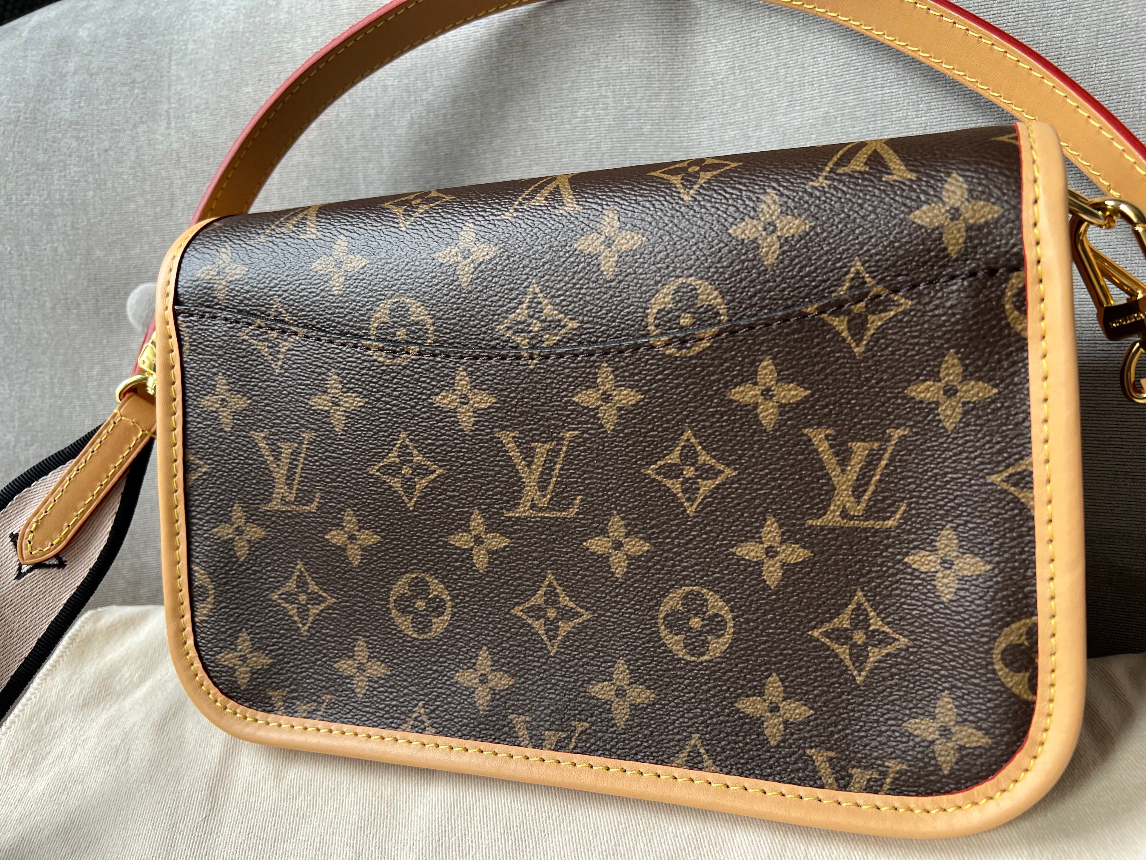 LO-LV bags 2120