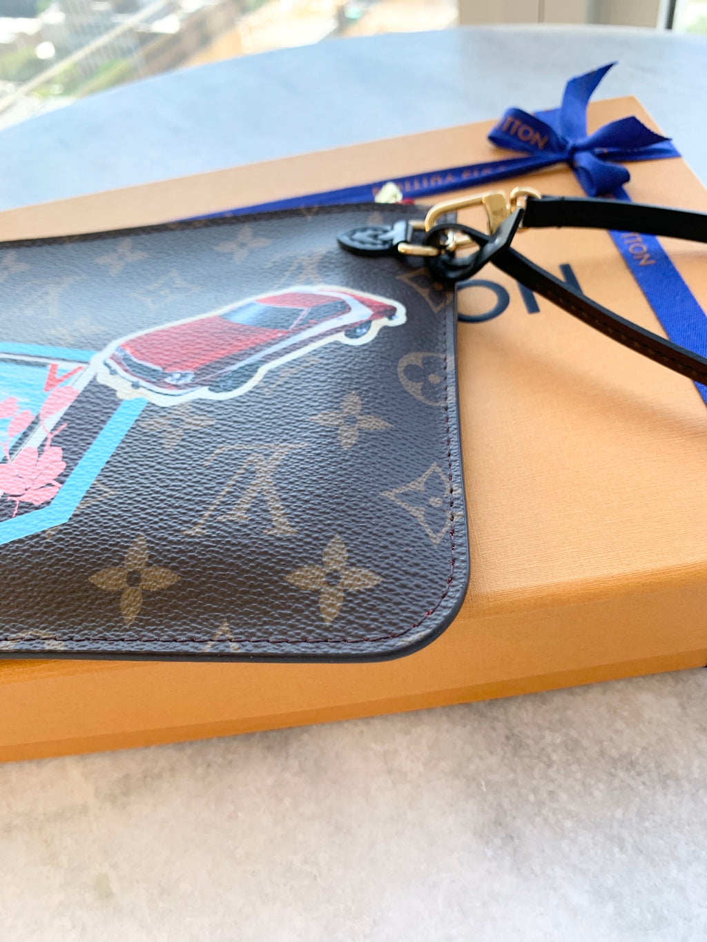 LO-LV bags 2963