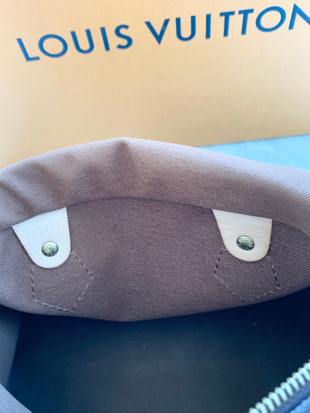 LO-LV bags 3480