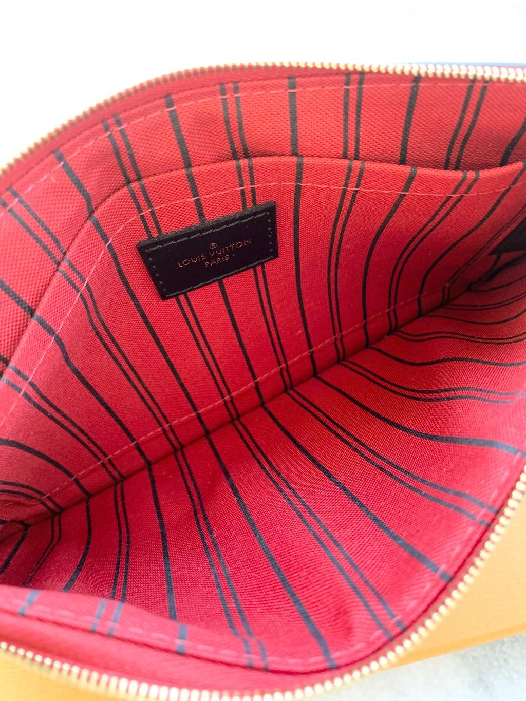 LO-LV bags 2963