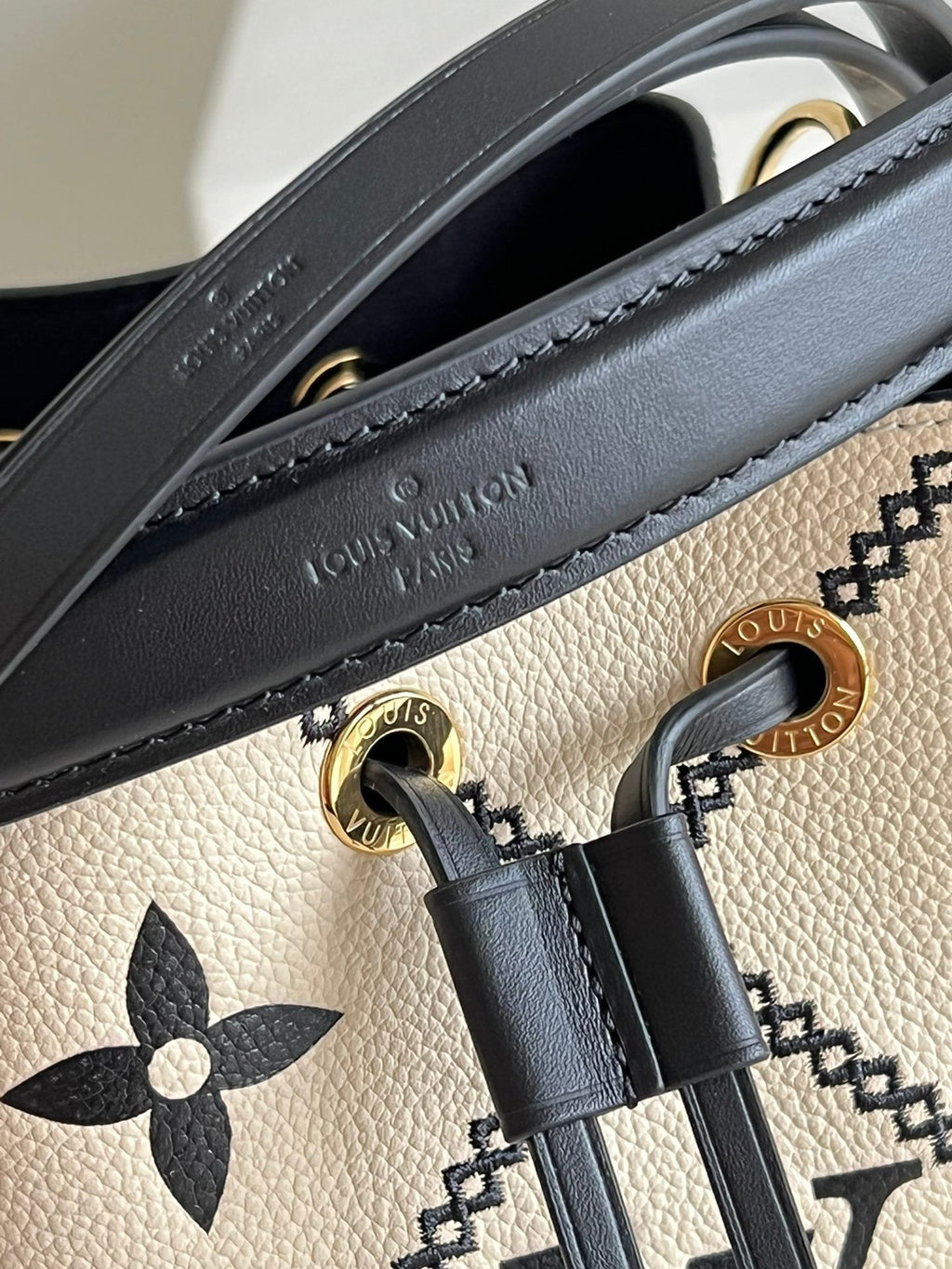 LO-LV bags 6