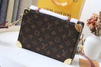 LO-LV bags 2977