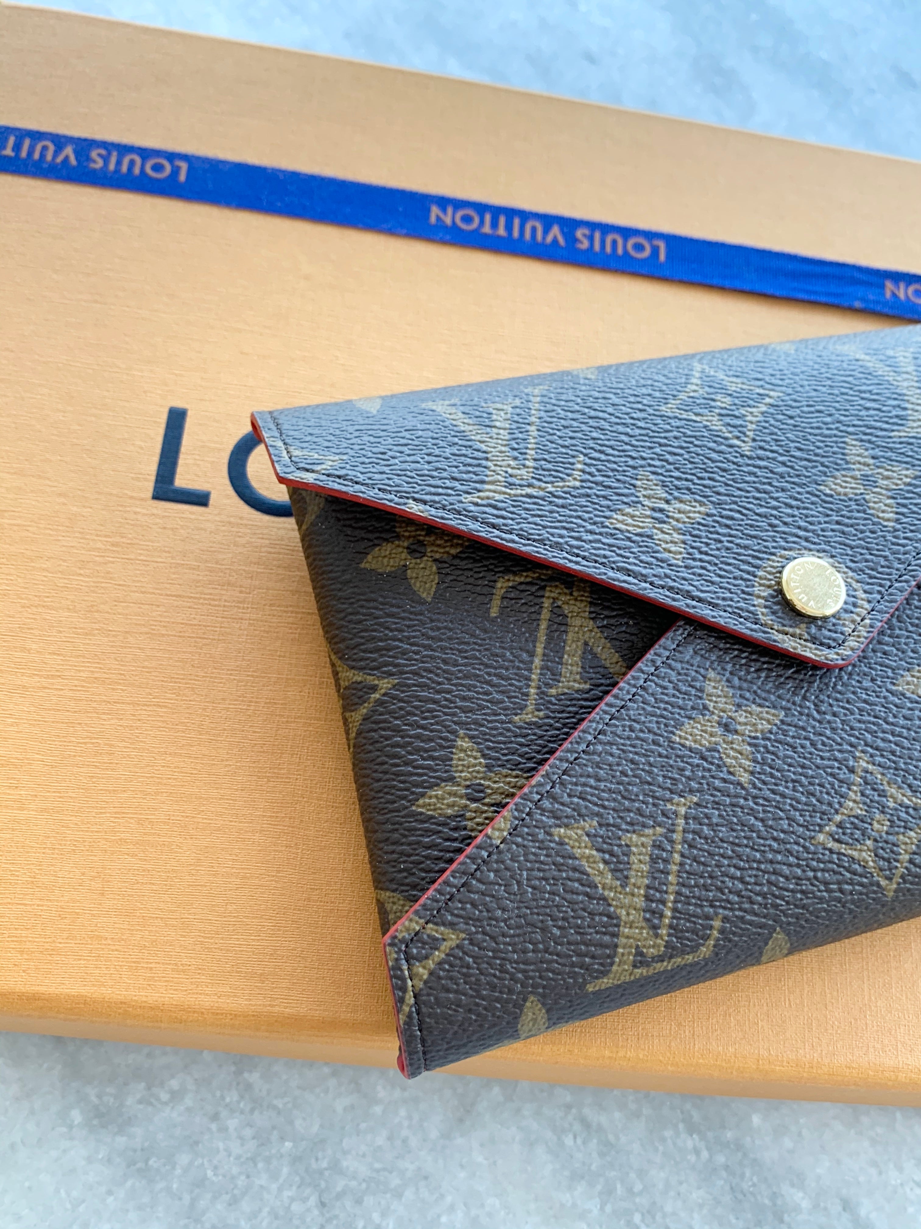 LO-LV bags 3481