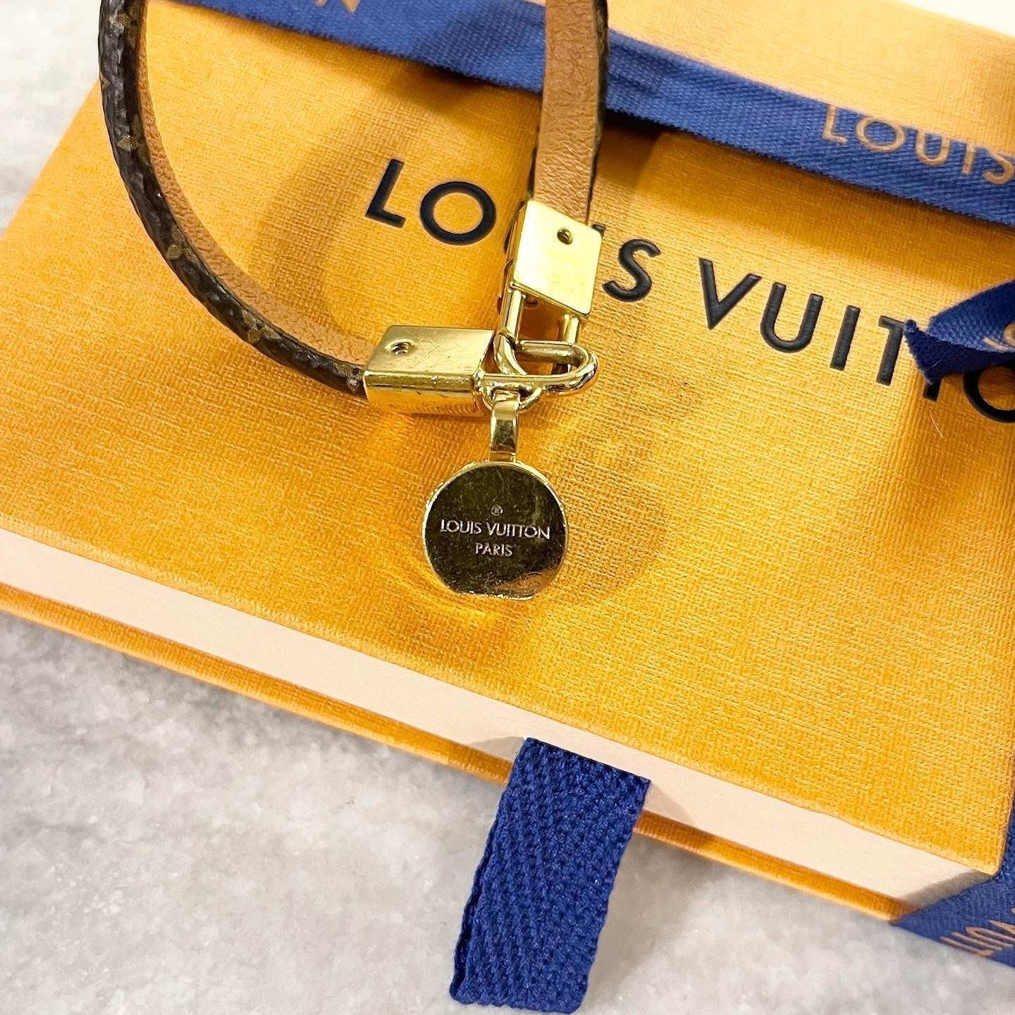 LO-LV bags 3727