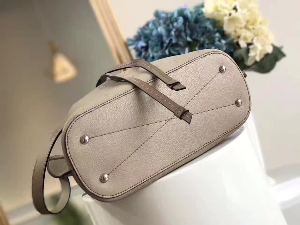 LO-LV bags 24