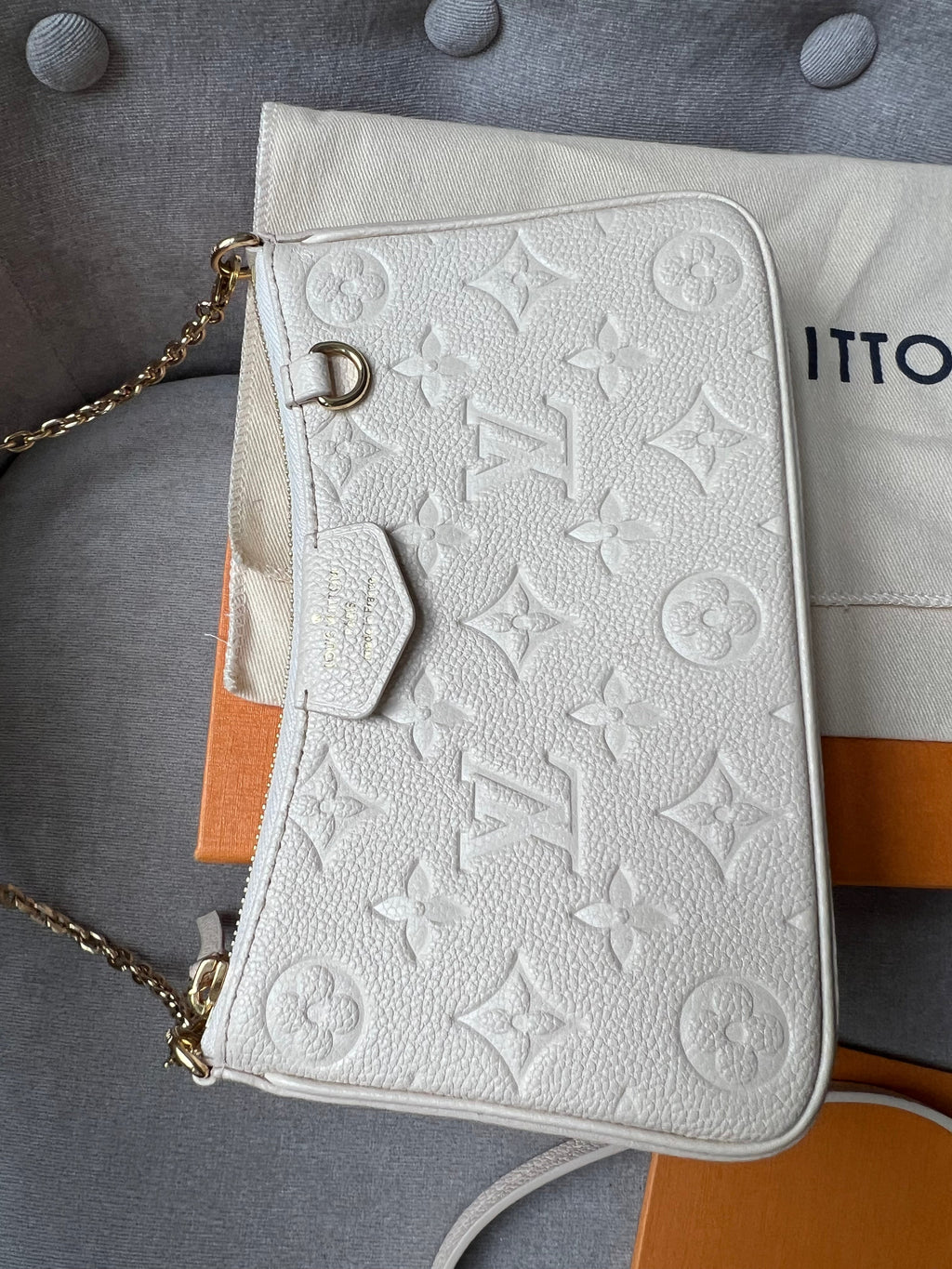LO-LV bags 2191