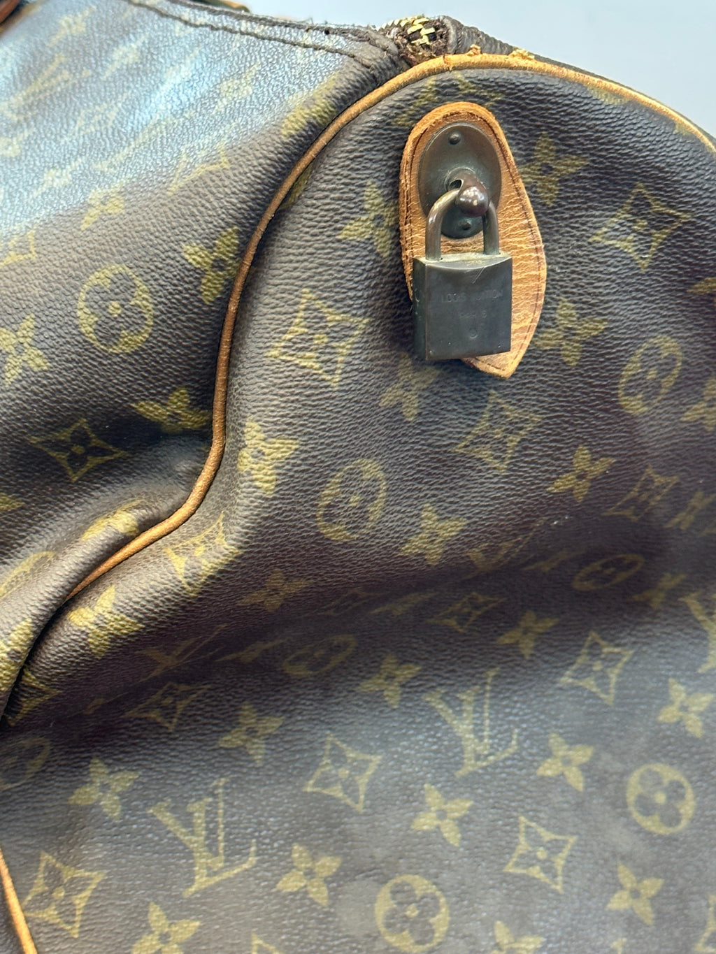 Holdall