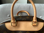 LO-LV bags 2093