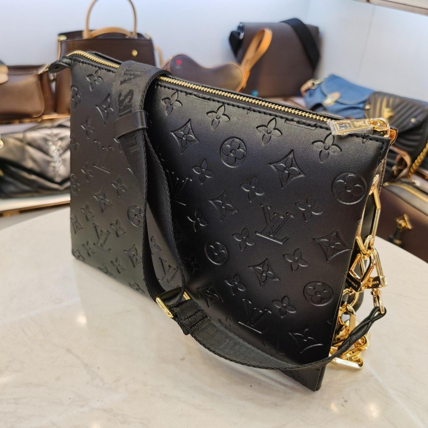 LO-LV bags 2