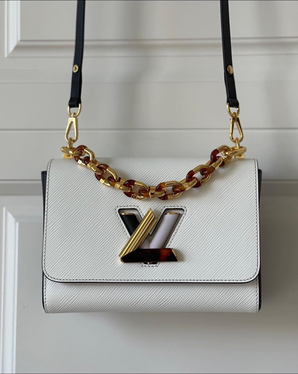 LO-LV bags 2640