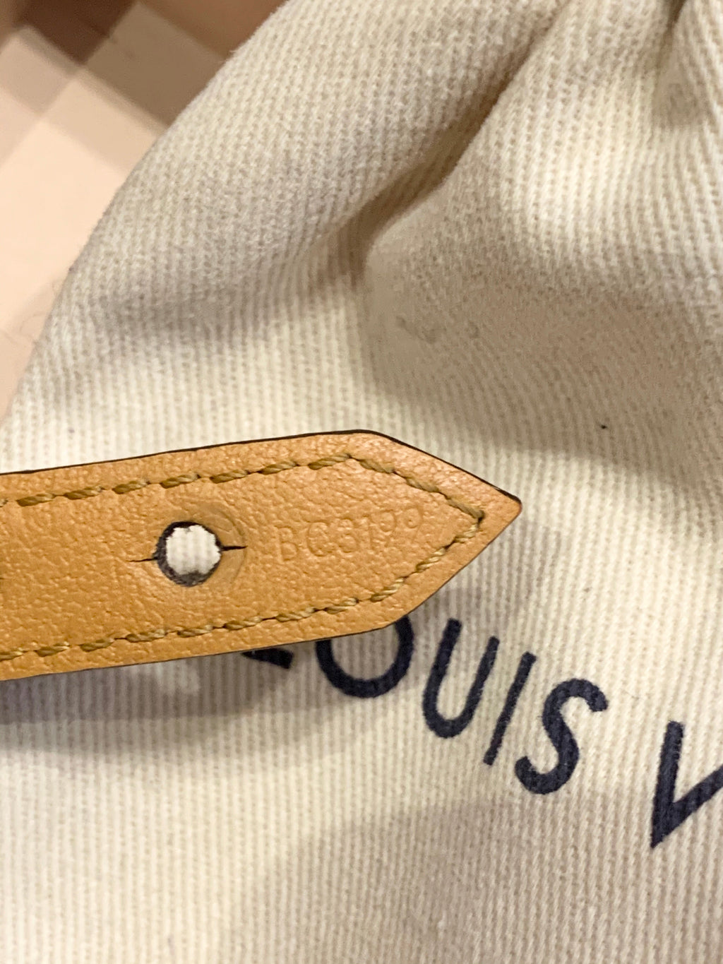 LO-LV bags 3719