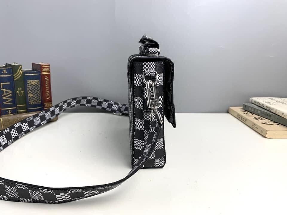 LO-LV bags 3134