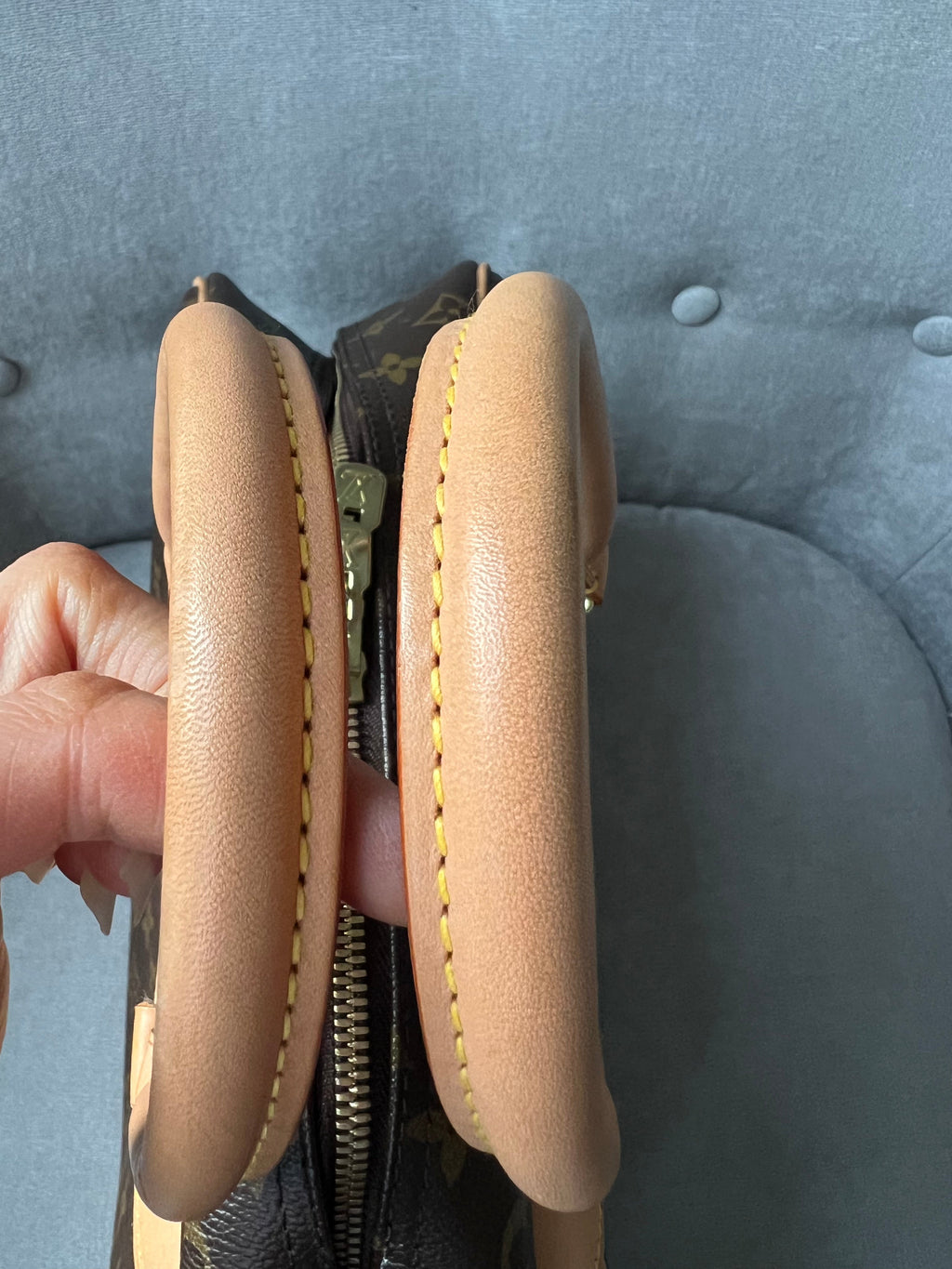 LO-LV bags 2093