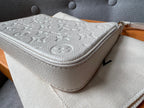 LO-LV bags 2191