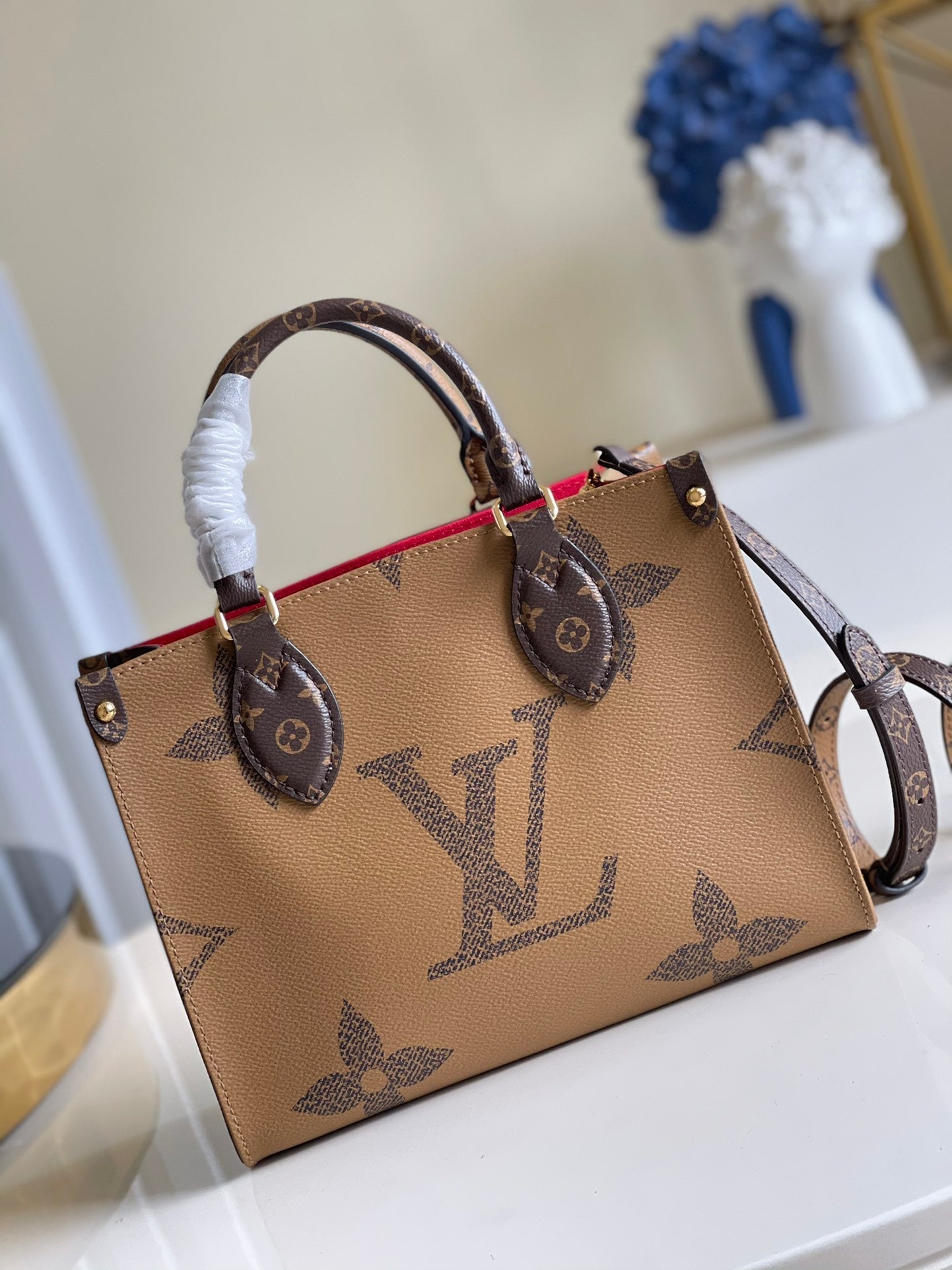 LO-LV bags 37