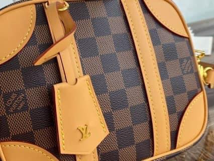 LO-LV bags 2701