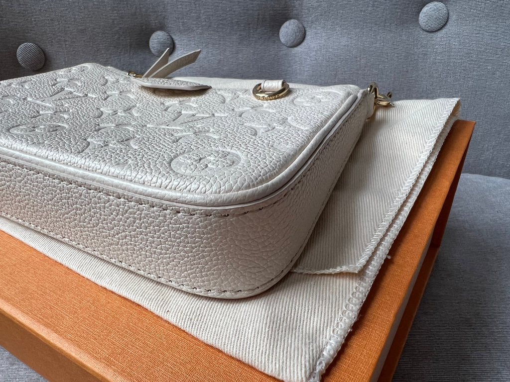 LO-LV bags 2191