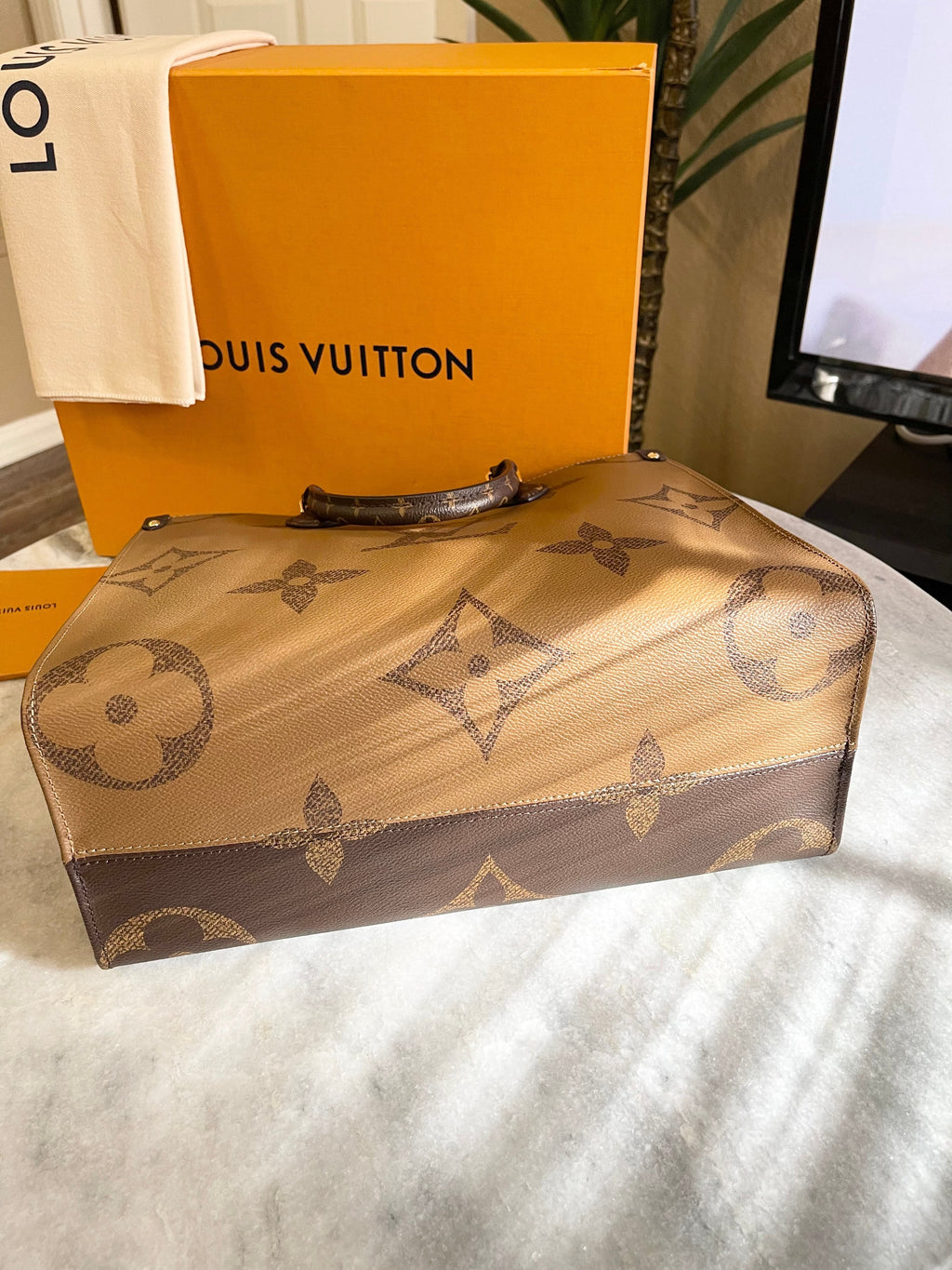 LO-LV bags 17