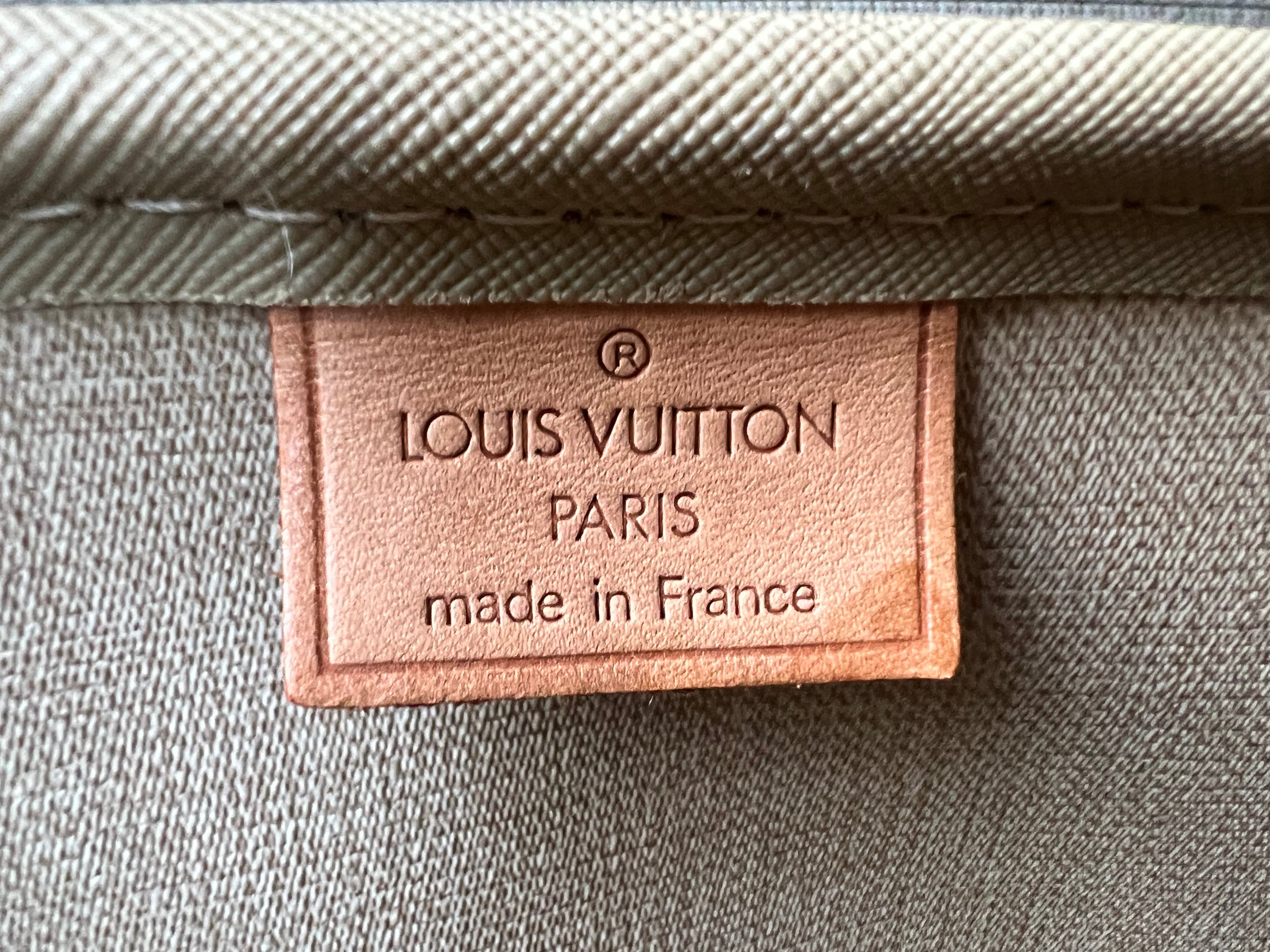 LO-LV bags 2093