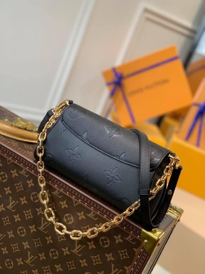 LO-LV bags 14