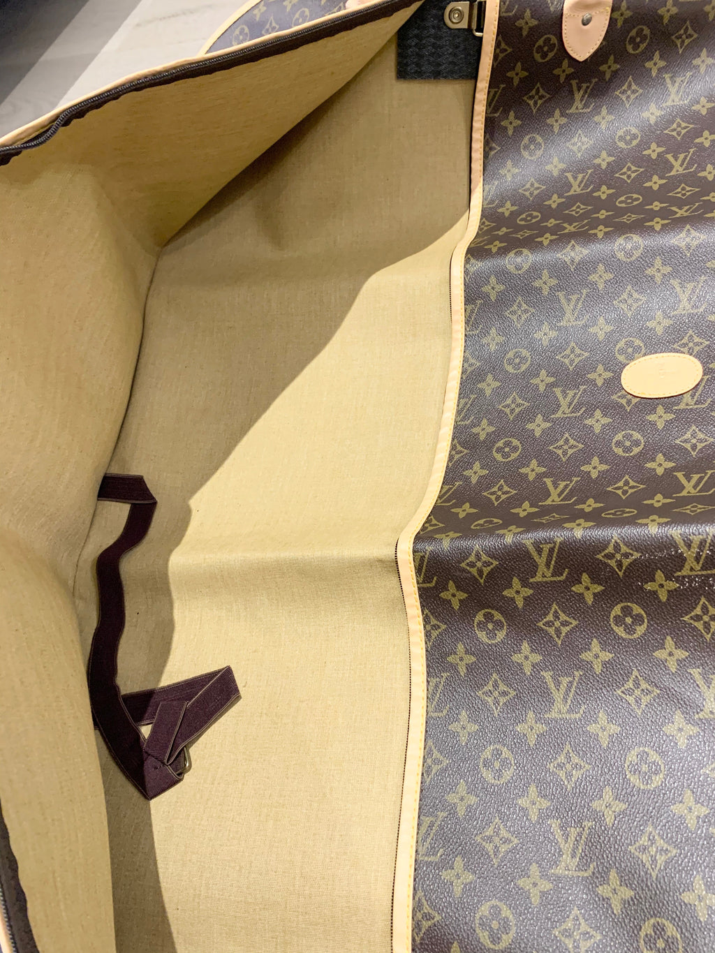 LO-LV bags 2853