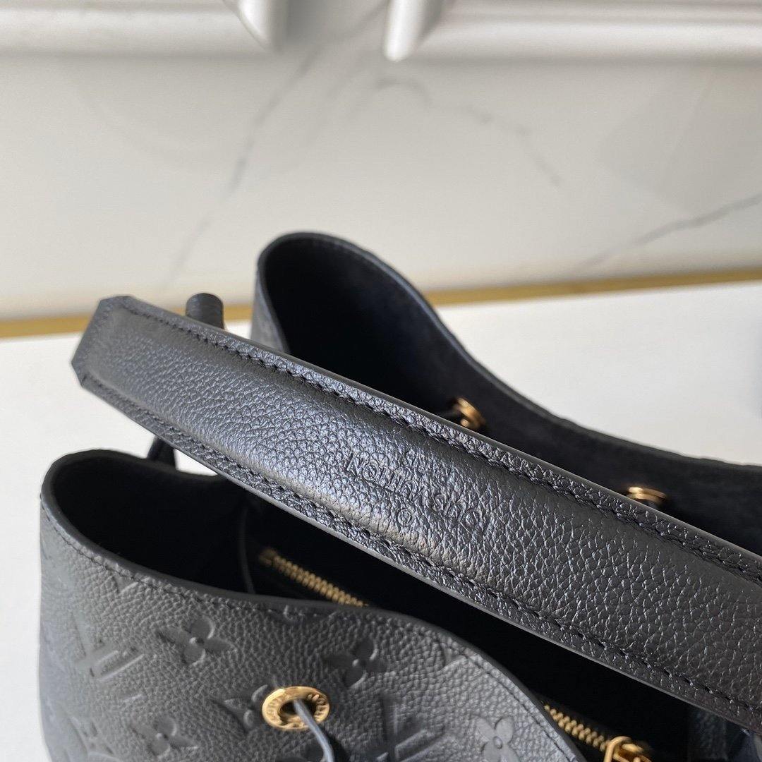 LO-LV bags 32