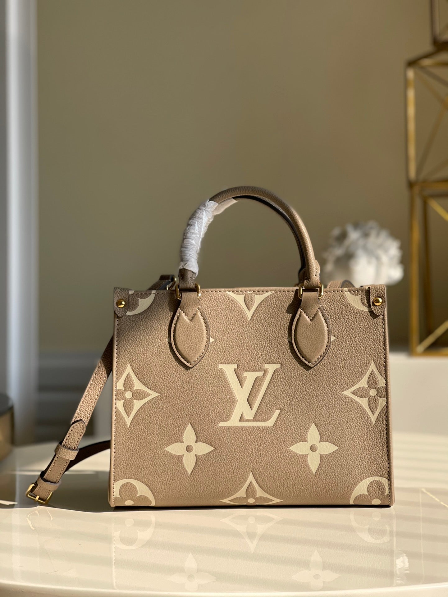 LO-LV bags 36