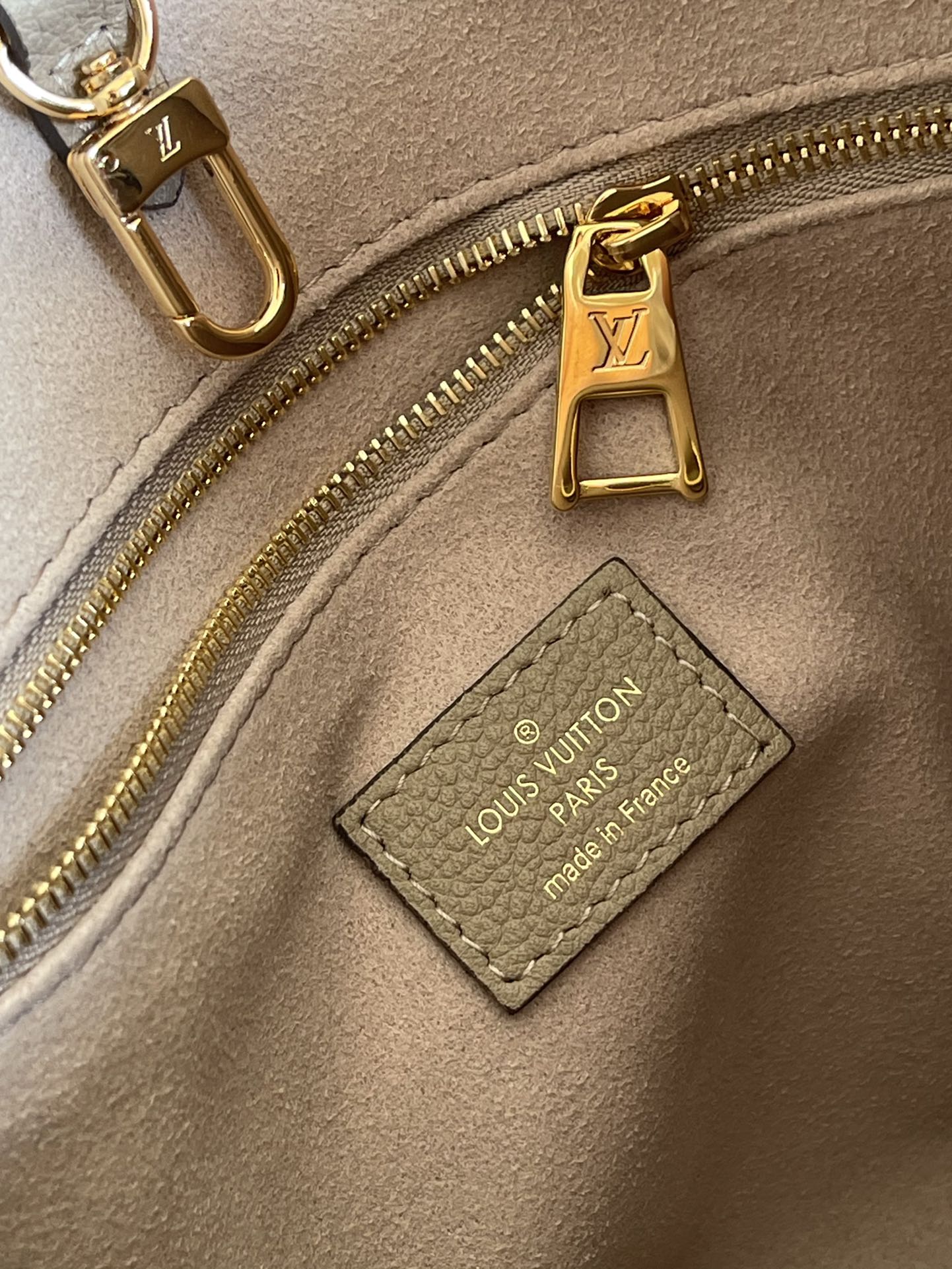 LO-LV bags 36