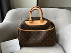 LO-LV bags 2093