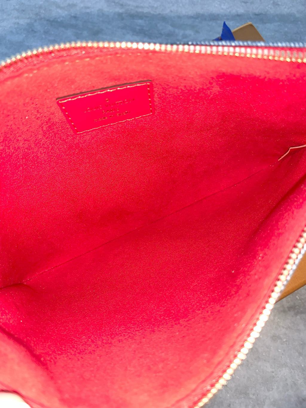 LO-LV bags 2108