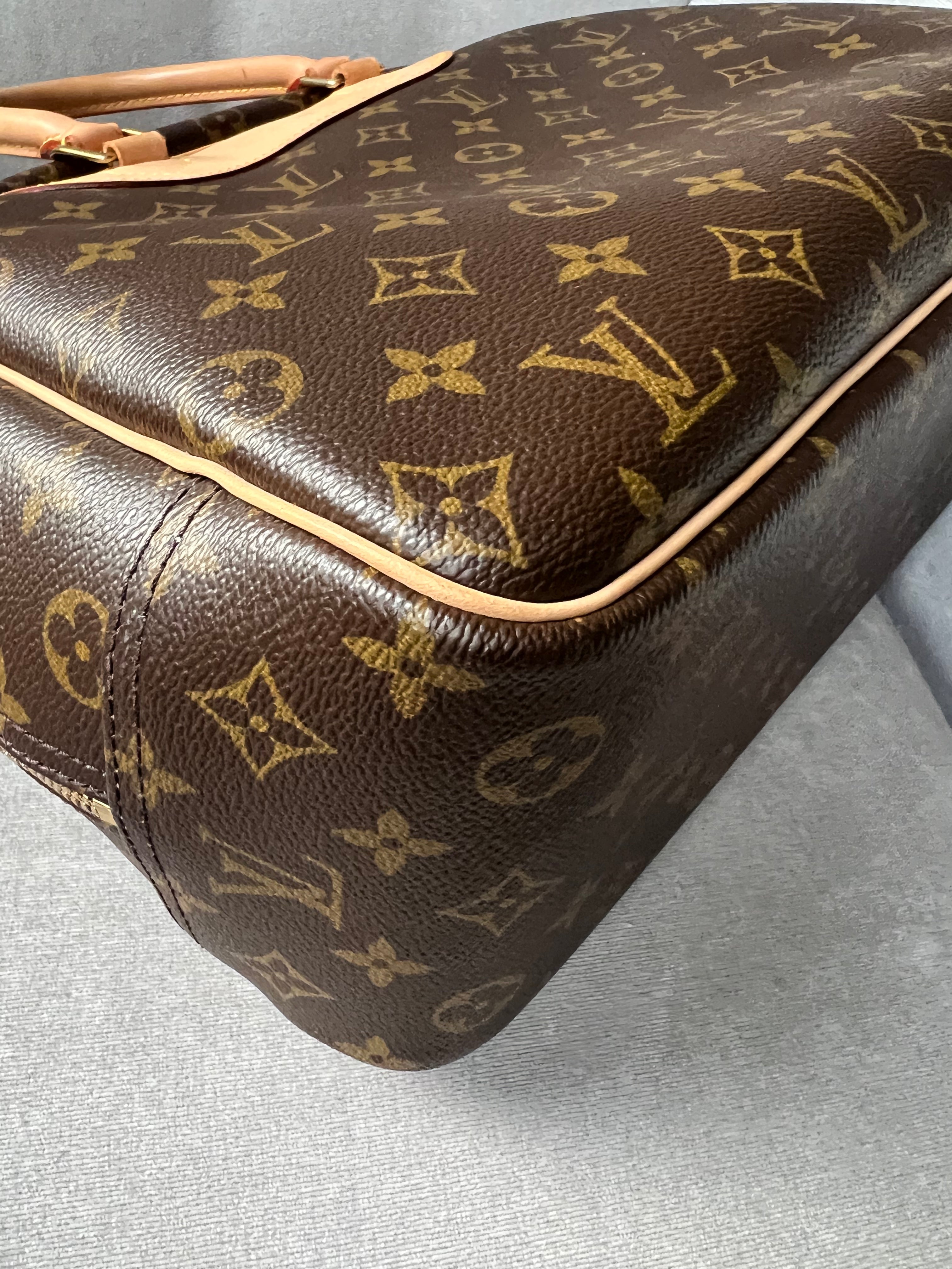 LO-LV bags 2093