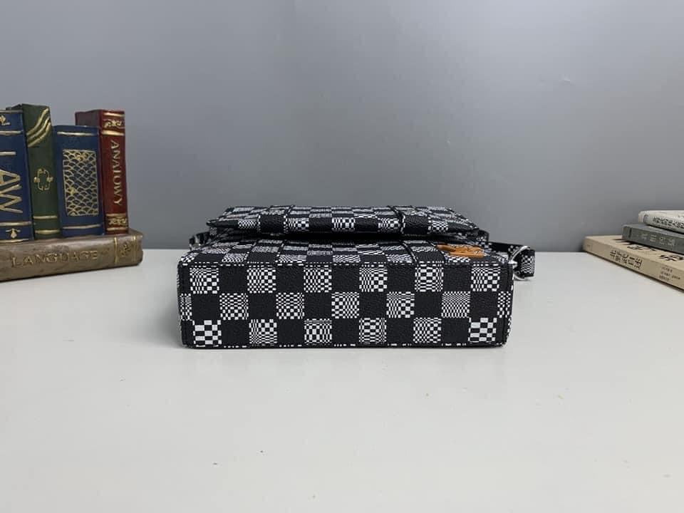 LO-LV bags 3134