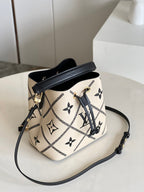 LO-LV bags 6