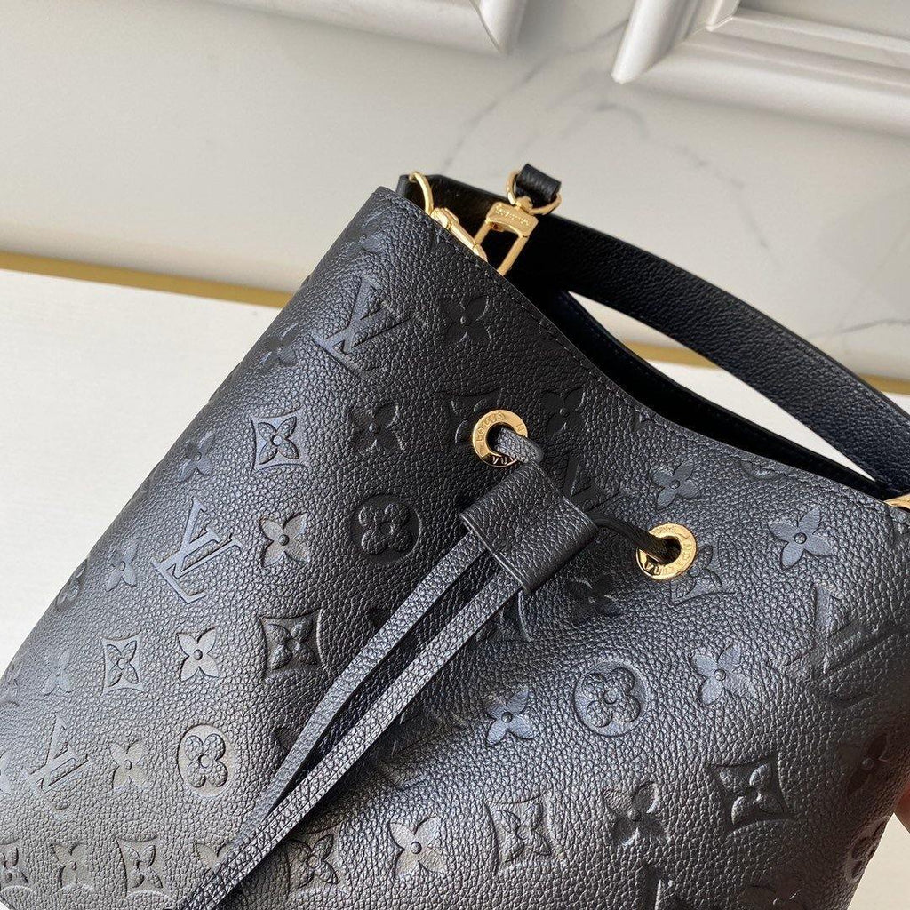 LO-LV bags 32