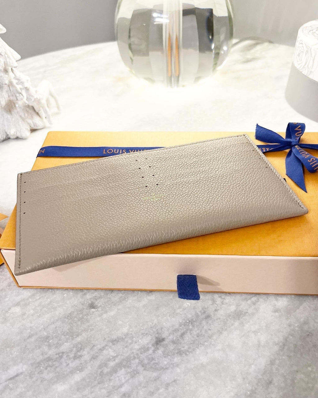 LO-LV bags 2298