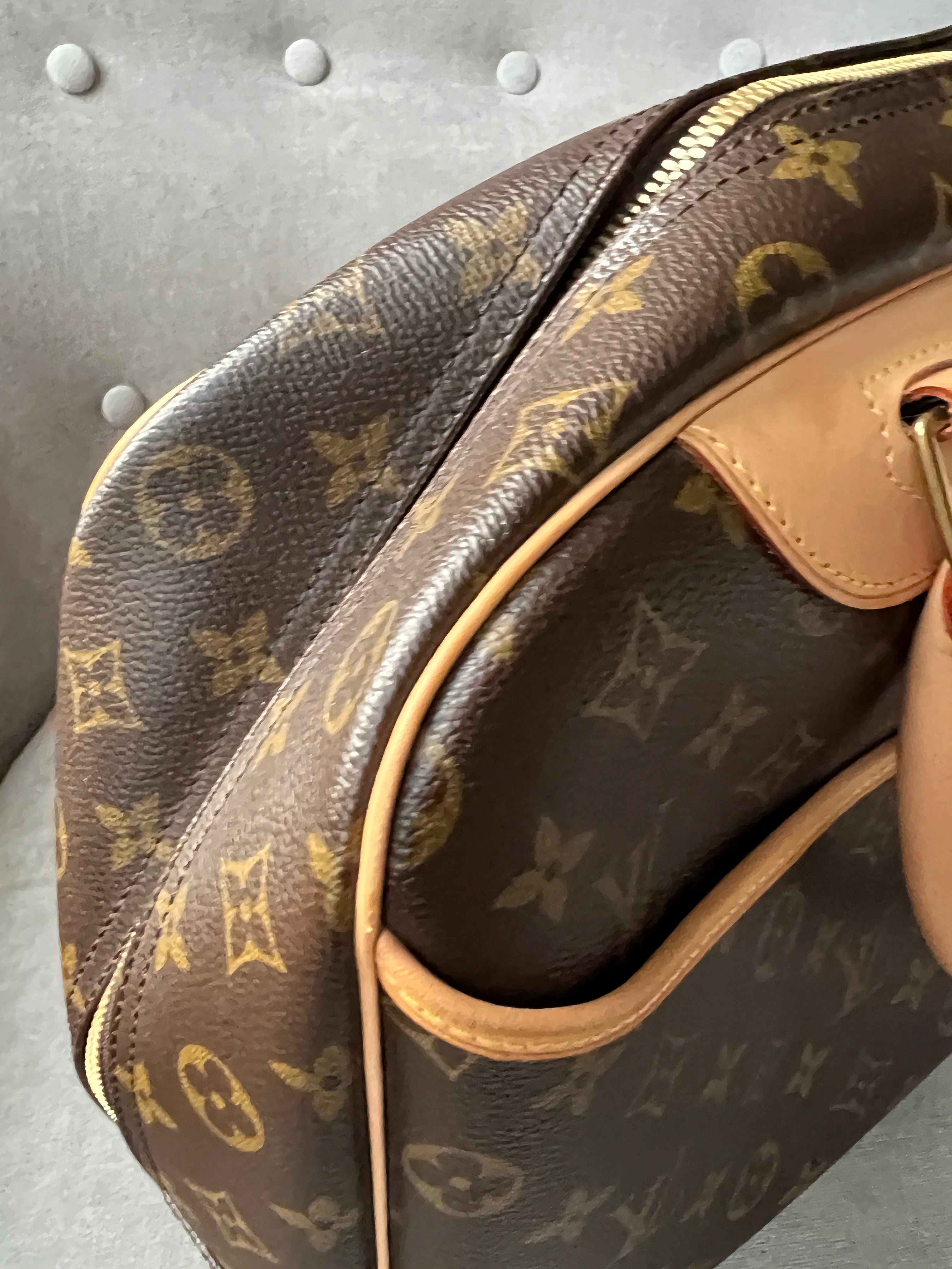 LO-LV bags 2093
