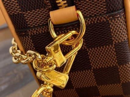 LO-LV bags 2701