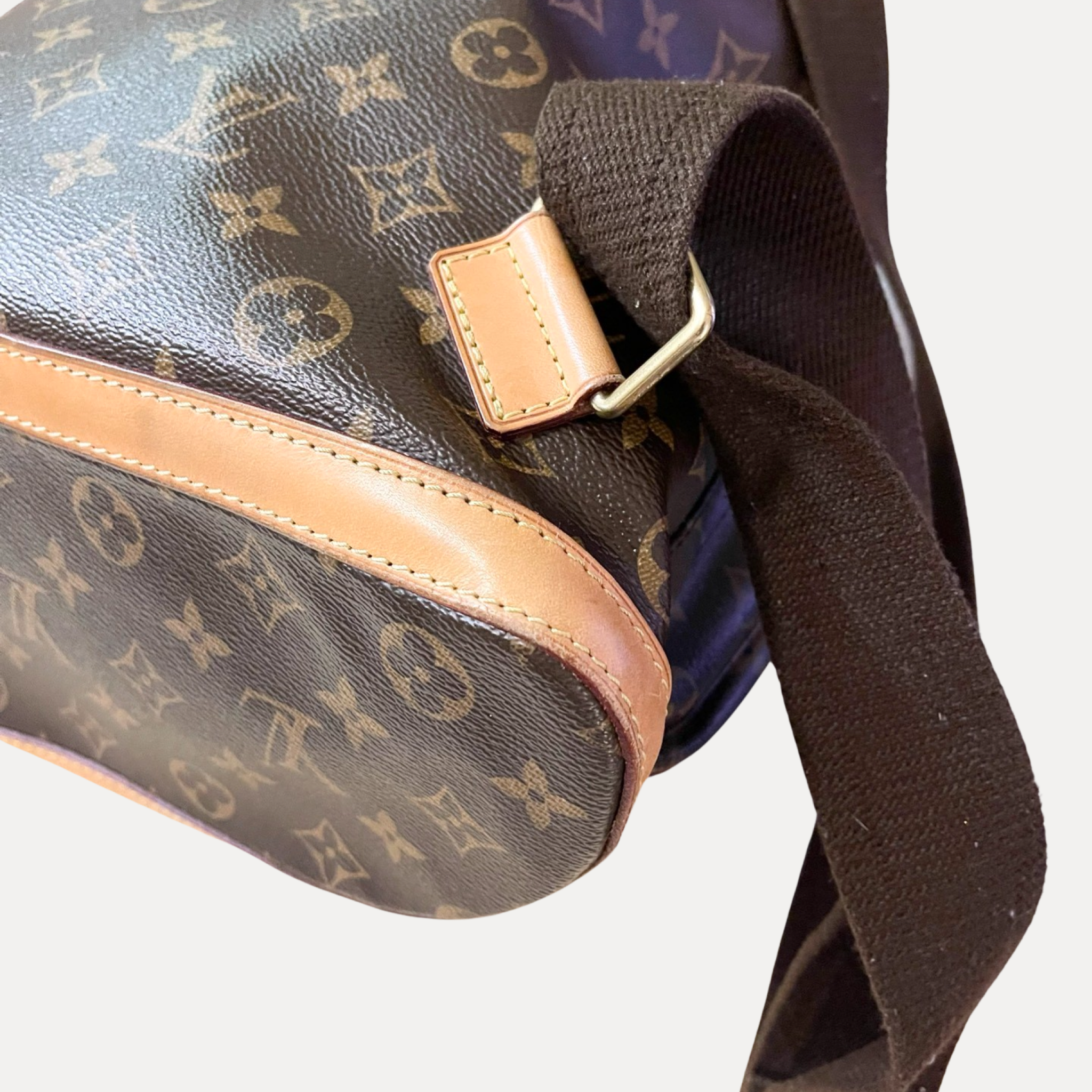 LO-LV bags 3479