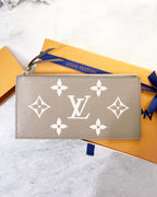 LO-LV bags 2299