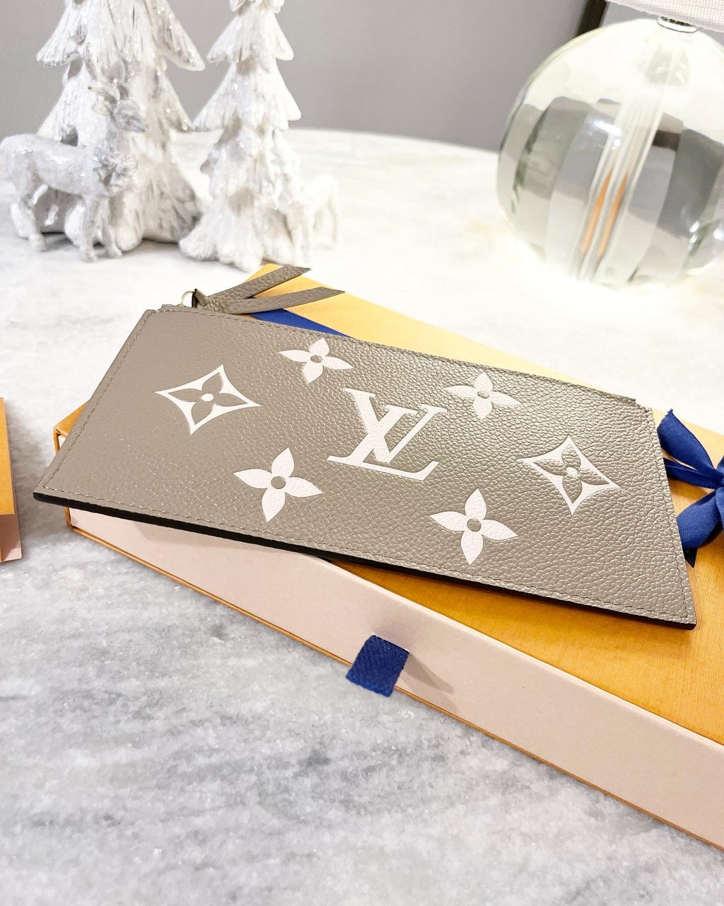 LO-LV bags 2299