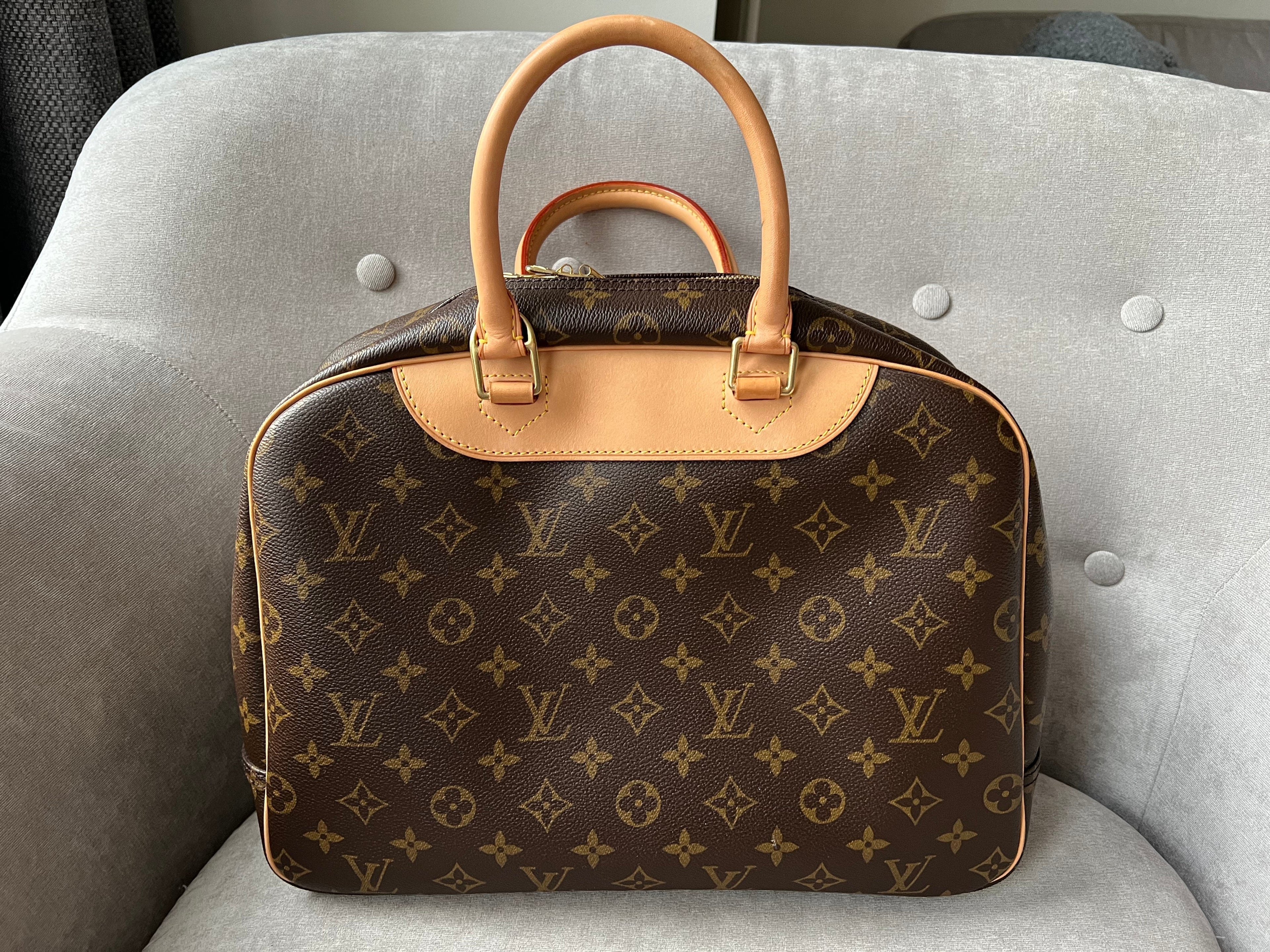 LO-LV bags 2093