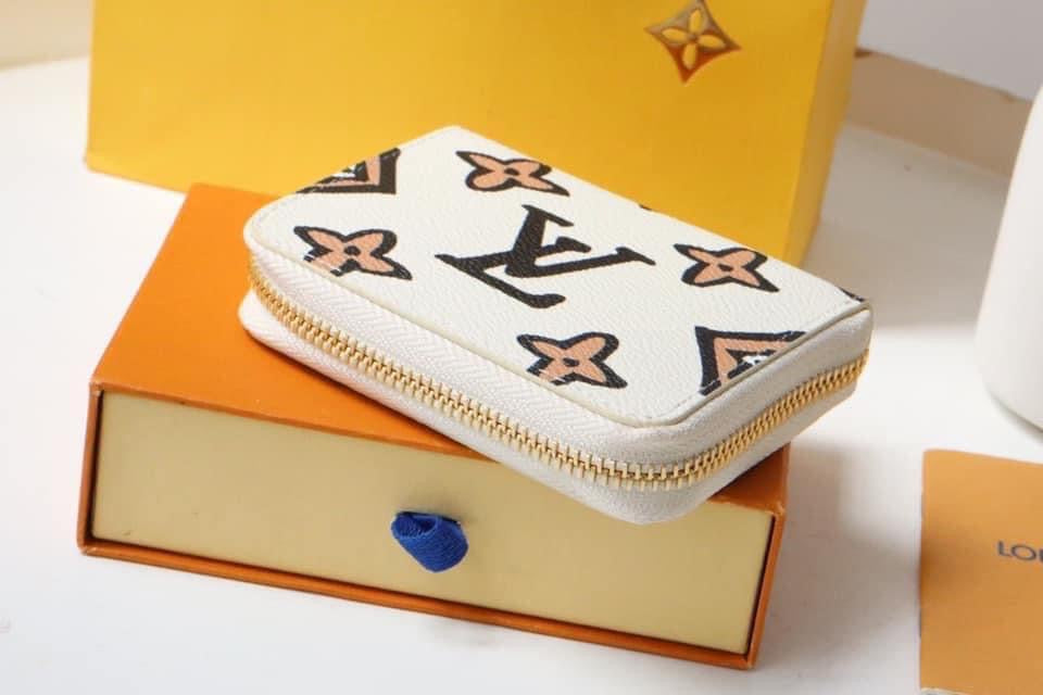 LO-LV bags 3016