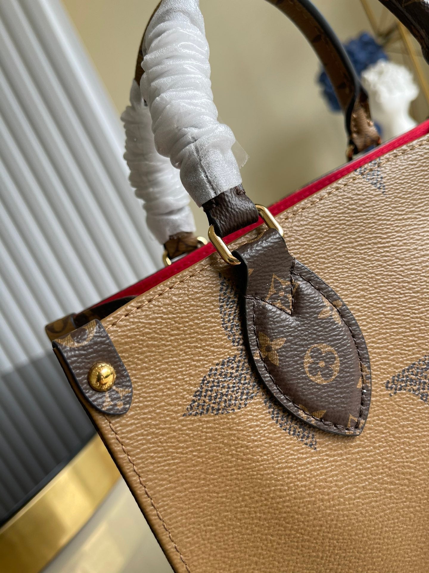 LO-LV bags 37