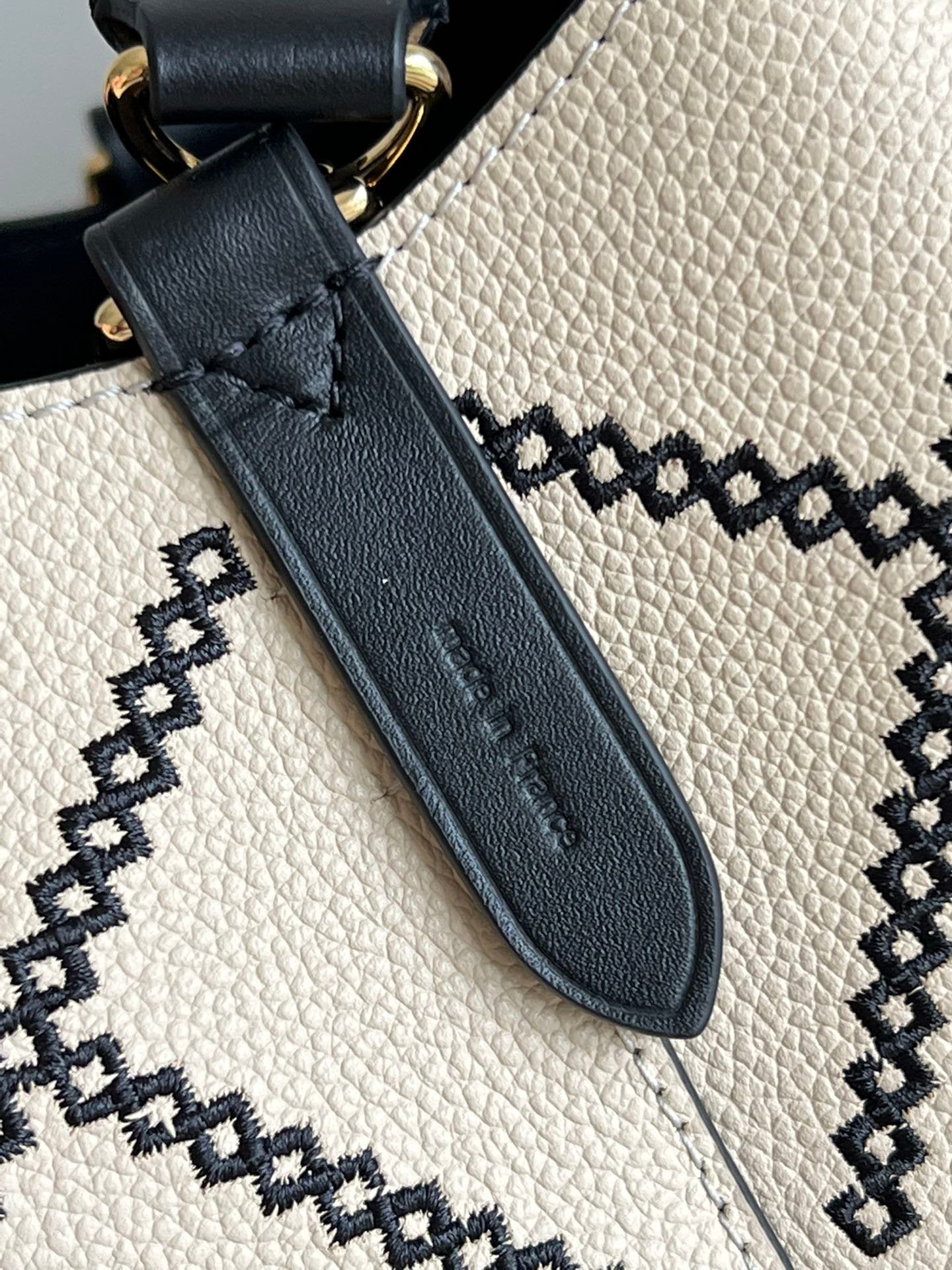 LO-LV bags 6