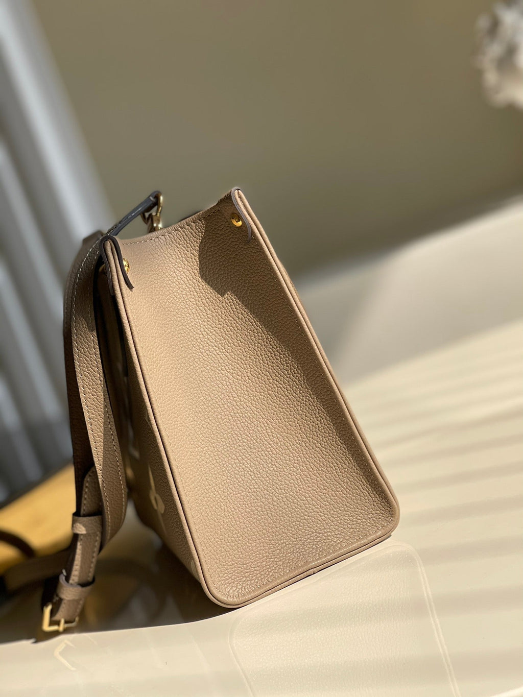 LO-LV bags 36