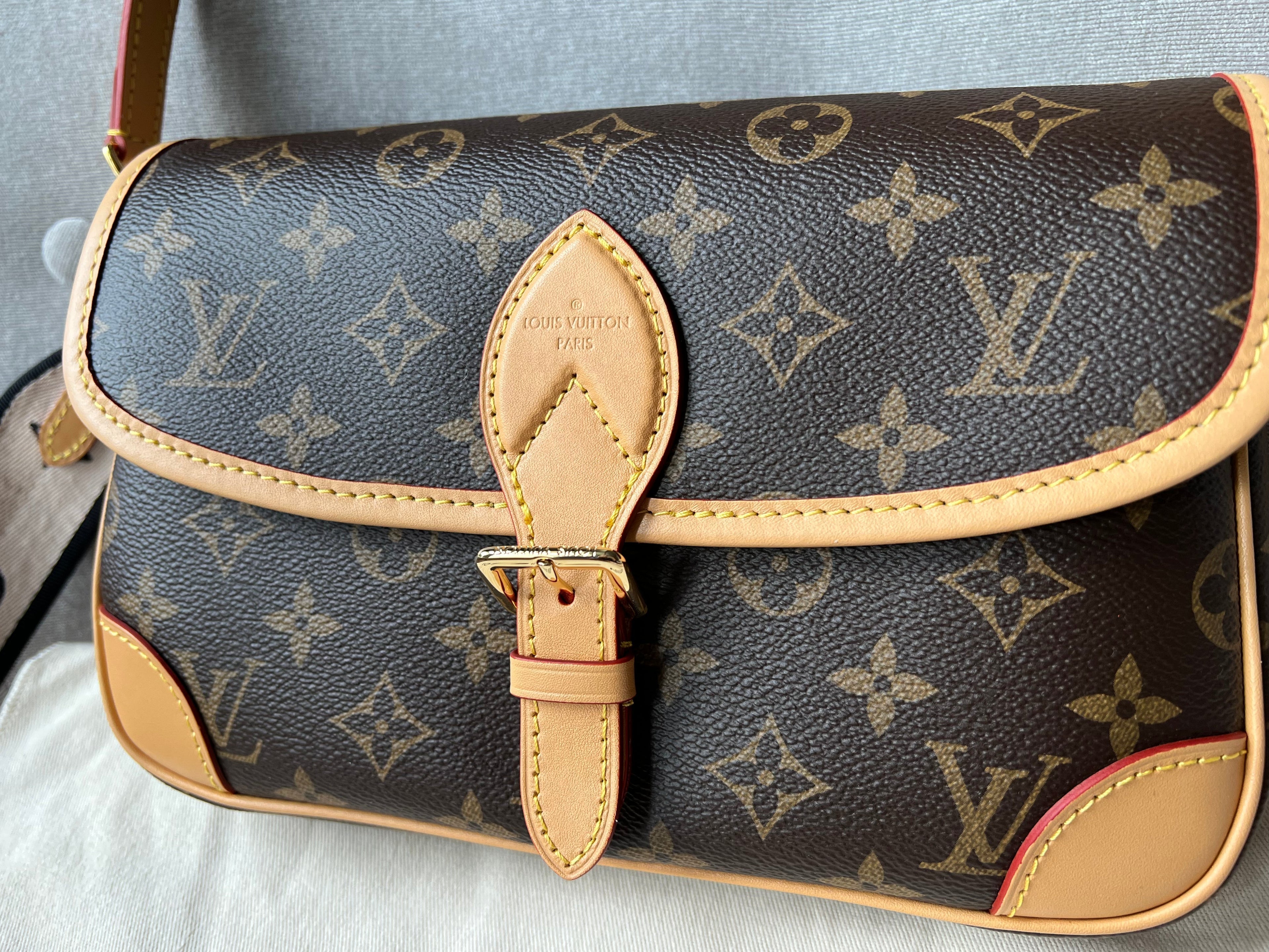 LO-LV bags 2120
