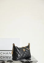 CC 2025 Hobo Dumpling Bag 26cm Black Calfskin 343720