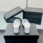 CC SLINGBACK 25S 65 MM IN WHITE LAMBSKIN AND BLACK FABRIC